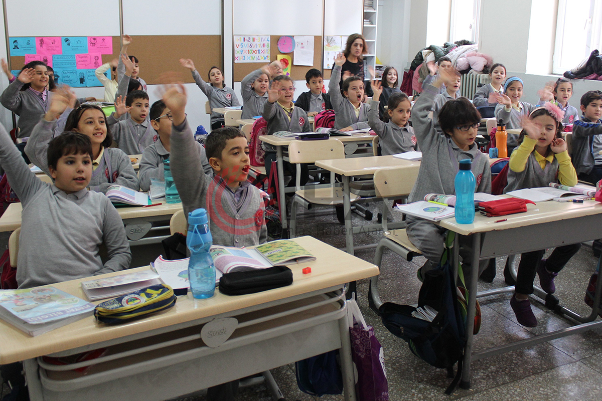 Milyonlarca öğrencinin gözü  ara tatiline çevrildi! 2023 Kasım ayı ara tatili ne zaman?