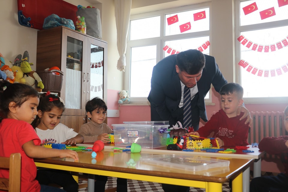 Cizre Milli Eğitim Müdürü Minik Öğrencilerle biraraya geldi