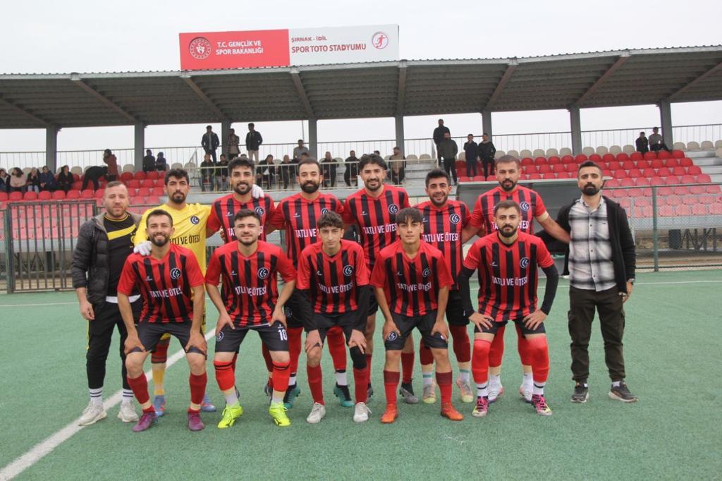 İdil Spor, Gülyazı Sporu 4 golle uğurladı