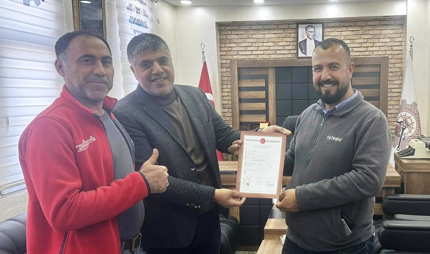 Cizre’de İki Sanayi Esnafı daha Tapusuna kavuştu