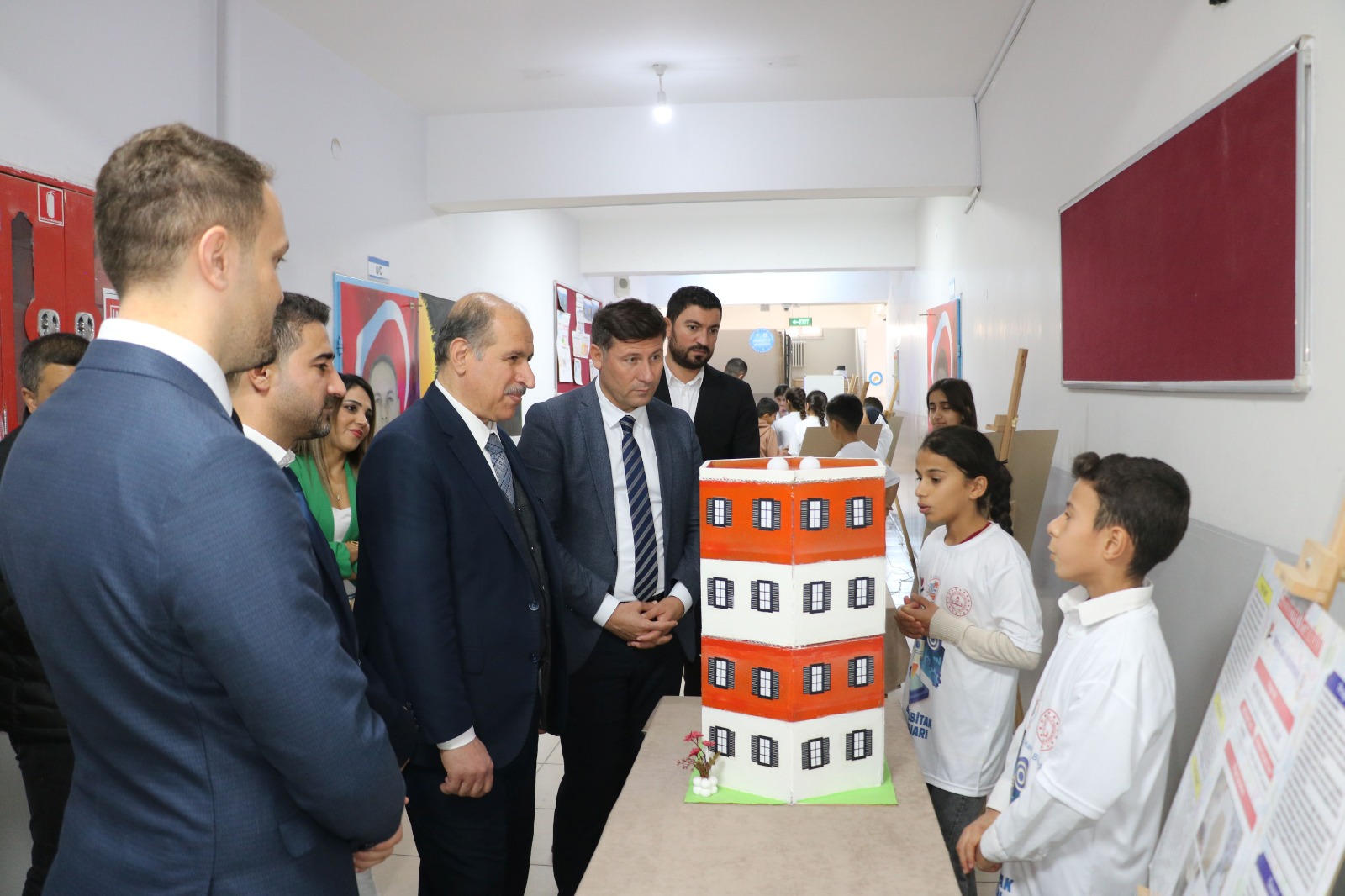 Cizreli Öğrencilerin Bilim Fuarı İlgi gördü