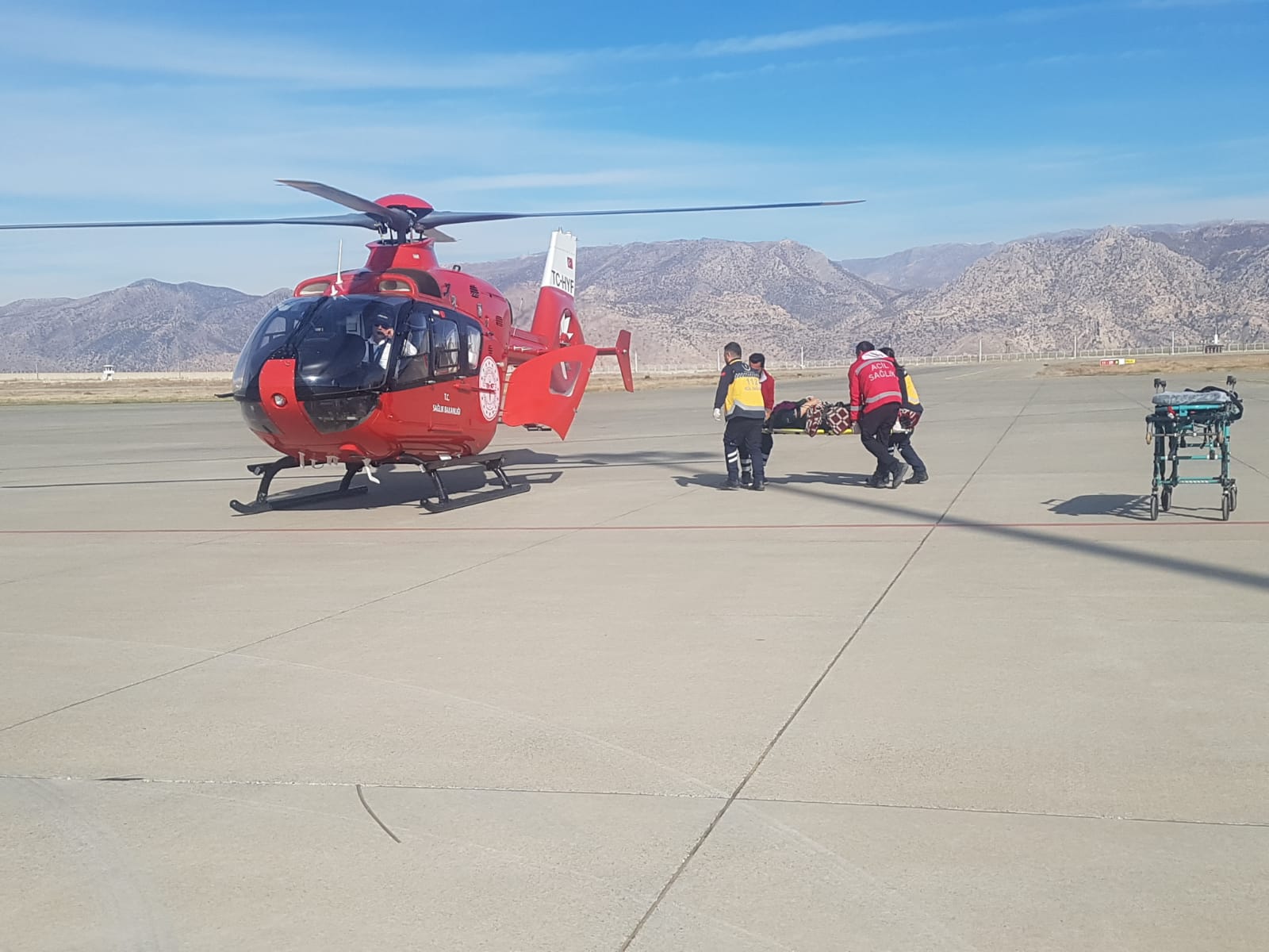 İdilli Hasta Kadın Ambulans Helikopterle Van’a sevk edildi