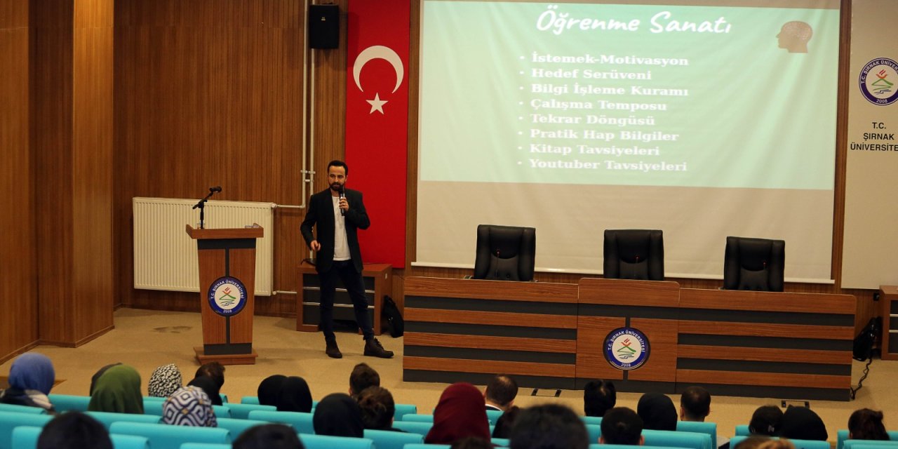 Şırnaklı Öğrencilere “Verimli Ders Çalışma ve Soru Çözüm Teknikleri Eğitimi”