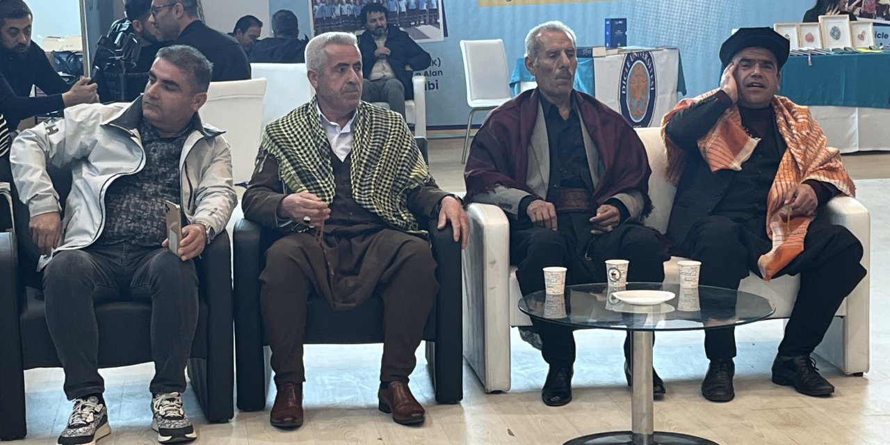 Dengbejlerin sesi İstanbul’da yankılandı