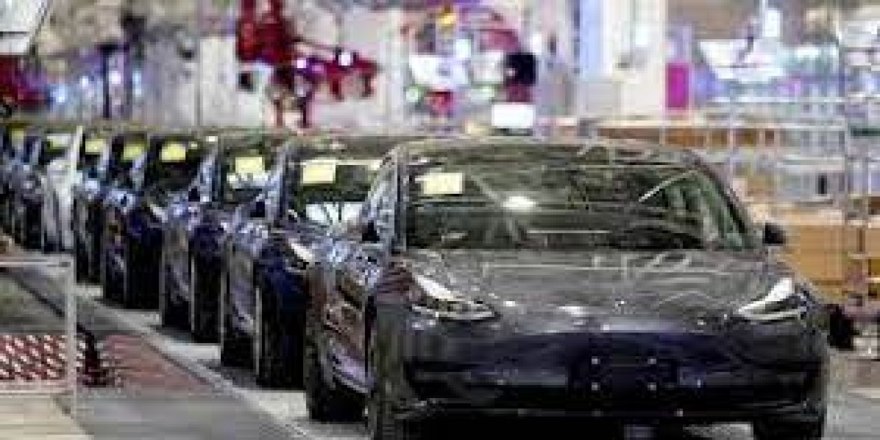 Tesla, 120 binden fazla aracı geri çağıracak