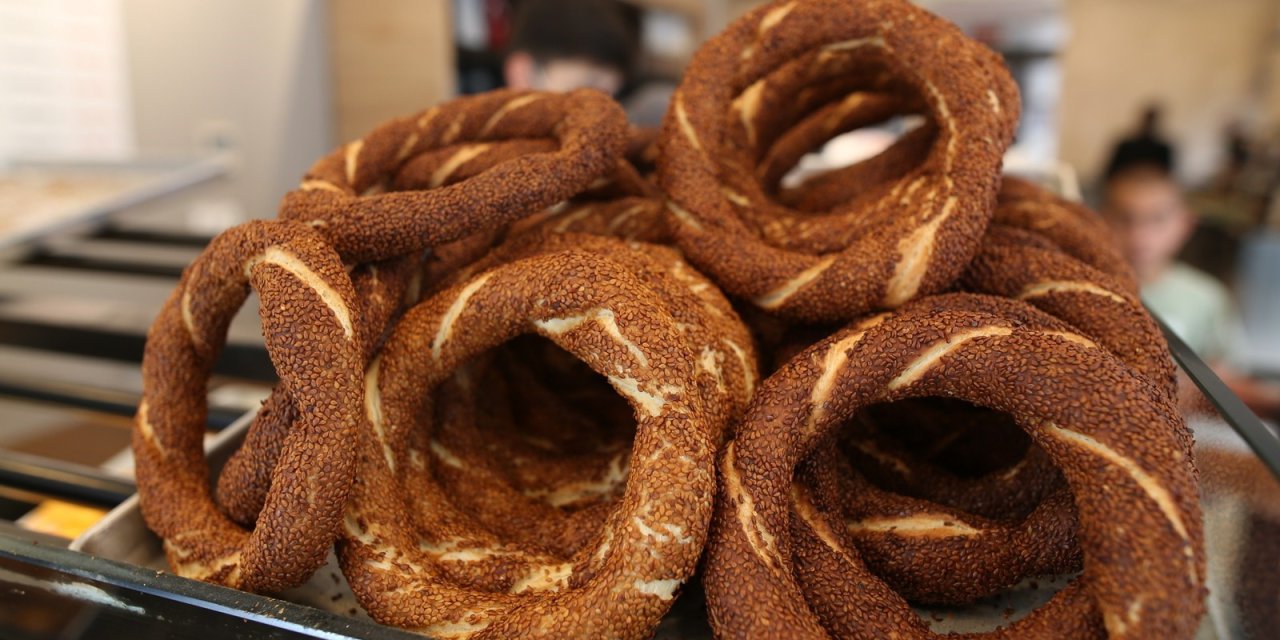 Fakirin Yemeği Simit 12,5 TL oldu