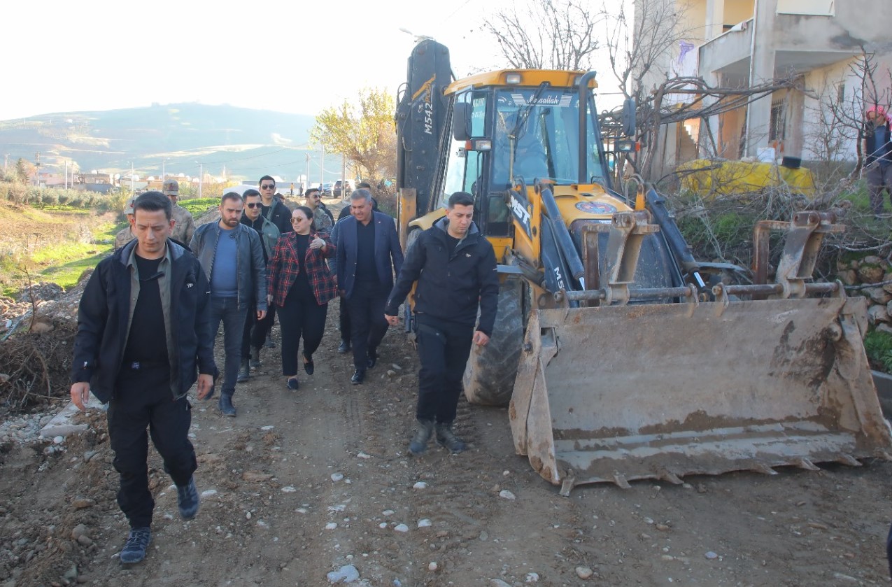 Kaymakam Demir, çalışmaları yerinde inceledi