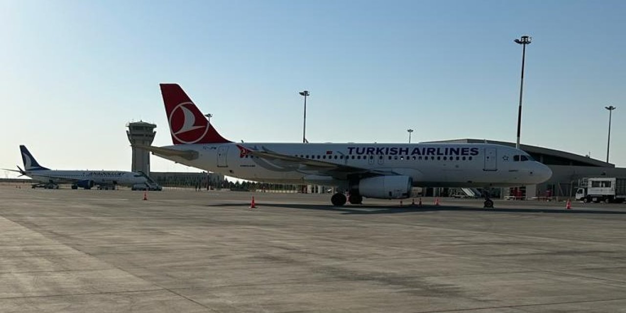 Yoğun sis Şırnak’ta hava trafiğini vurdu. Uçaklar Şırnak Yerine Batman’a indi