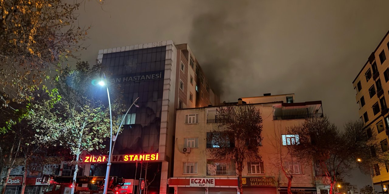 Psikiyatri hastası hastane odasını ateşe verdi, hastalar tahliye edildi