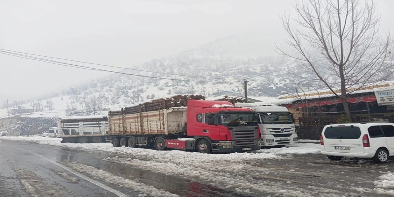 Şırnak-Hakkari Yolu 3 Gündür Kapalı
