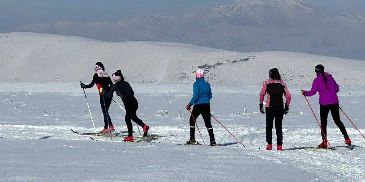 655 sporcu komşu  İl'de biraraya gelecek