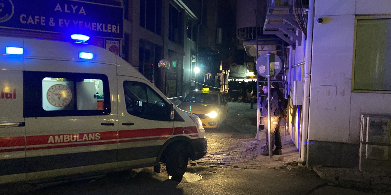 Silahlı Çatışma 2'si Polis 5 Yaralı