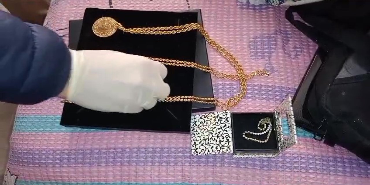Akıllara durgunluk veren kadın hırsızın taktiği