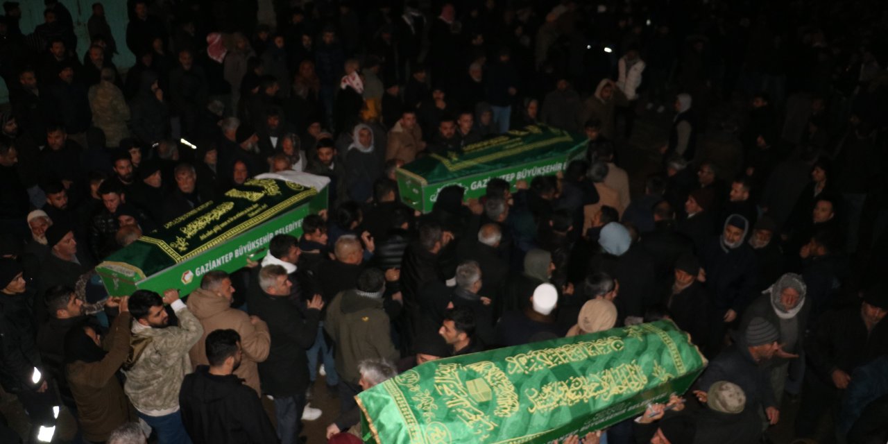 Aile faciasında ölenler Şanlıurfa’da defnedildi
