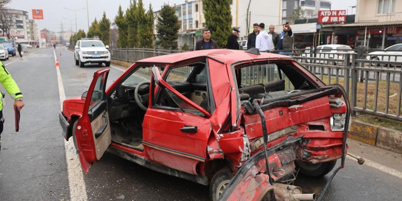 Zincirleme kazası : 2 yaralı