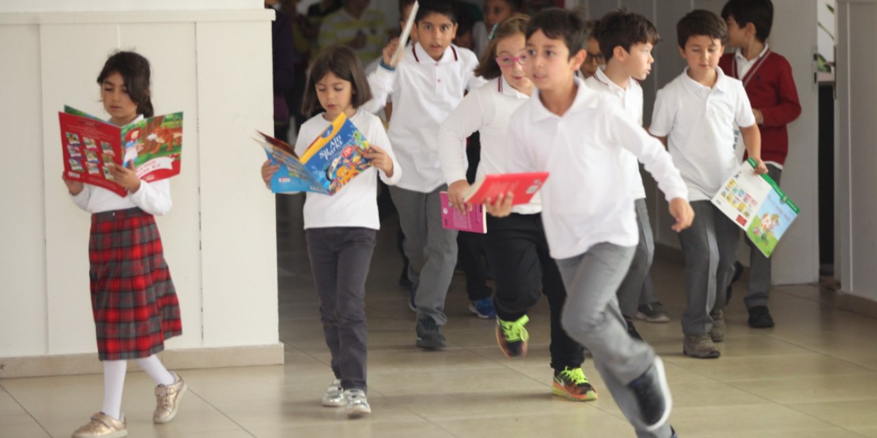 Şırnak'ta 163 bin öğrenci çalan ders zili ile eğitime başladı