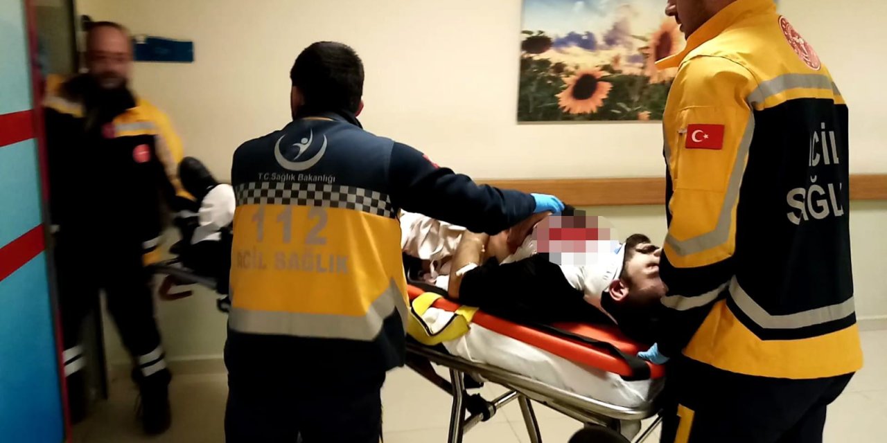 İfade için karakola gittiler kavgaya tutuştular: 2 yaralı