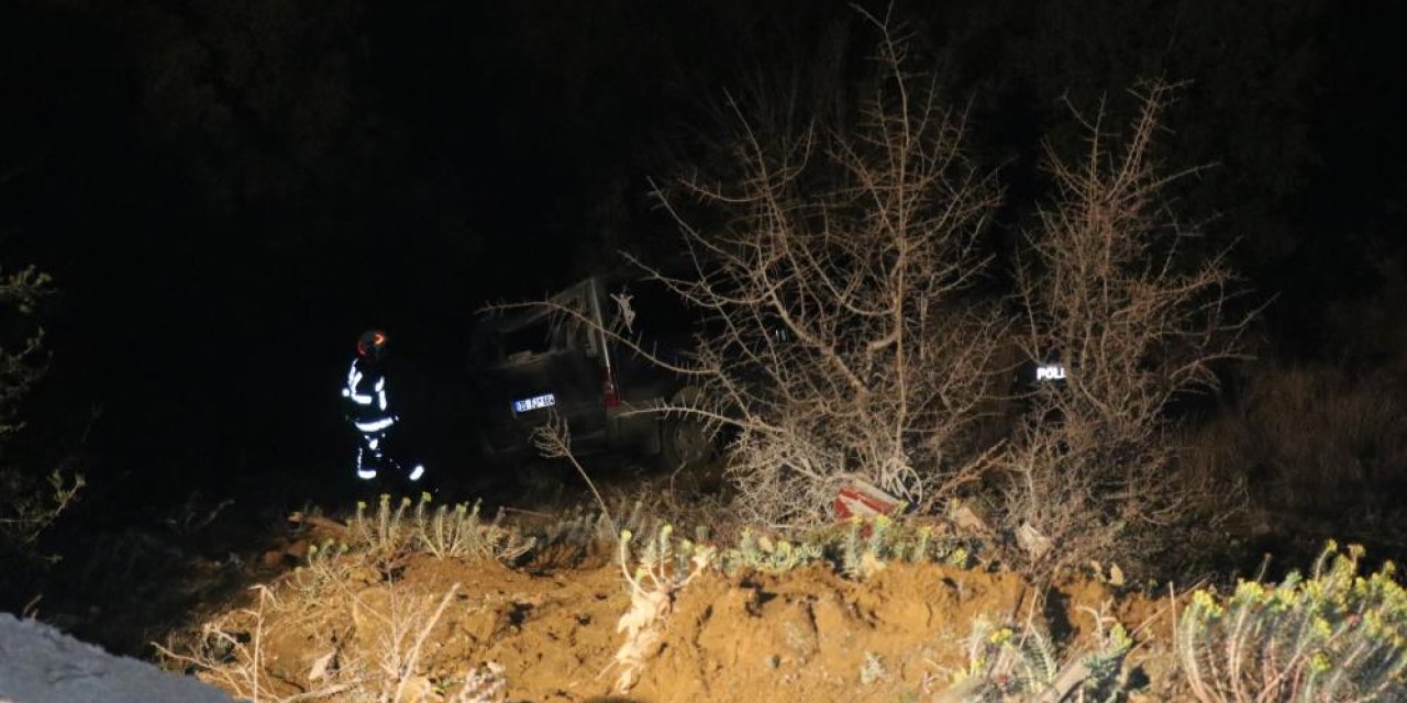 72 metre aşağıya uçan araç anneye mezar oldu