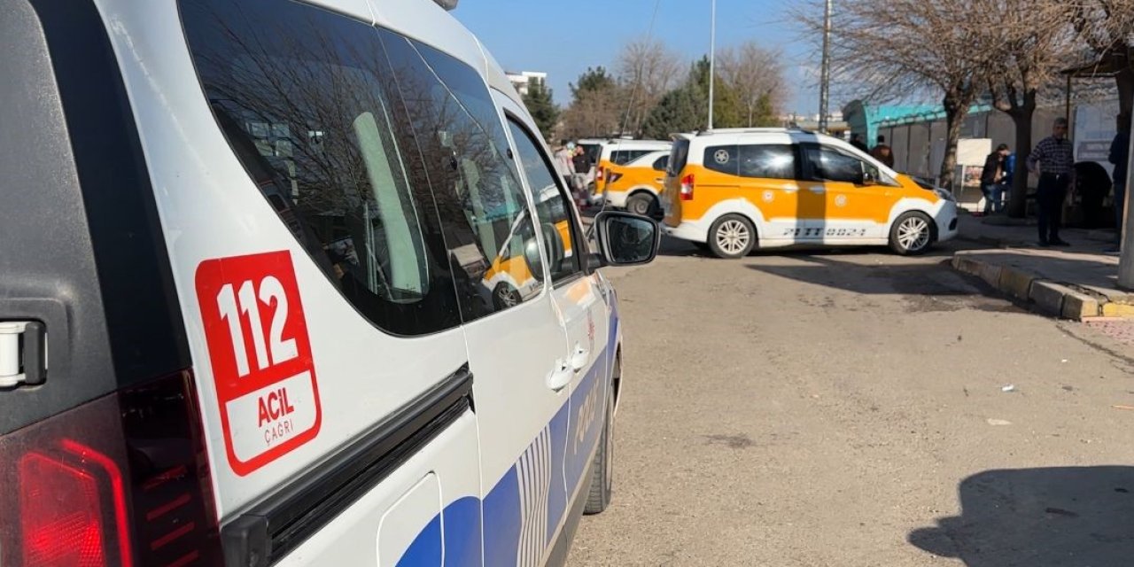 Taksicilerin tartışmasında kan döküldü