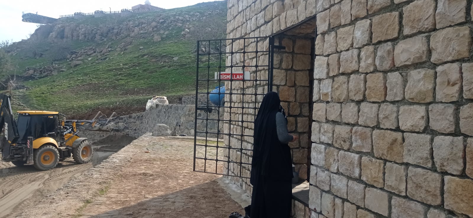 Cizre'de Caferi Sadık Türbesinde çevre düzenlemesi