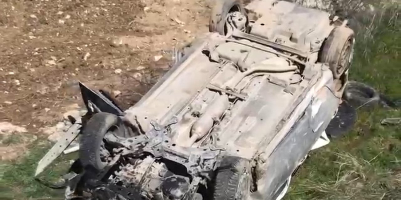 Şarampole yuvarlanan araçta:1 kişi öldü