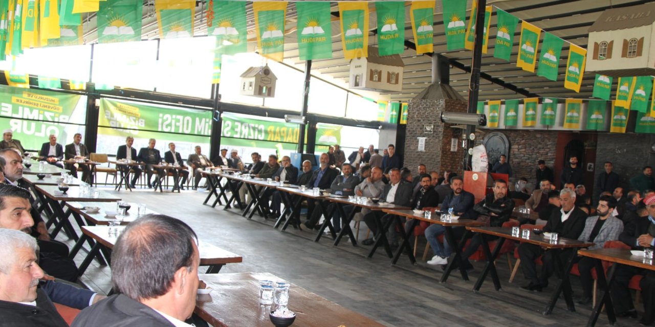 HÜDA-PAR Cizre’de ilk seçim bürosunu açtı