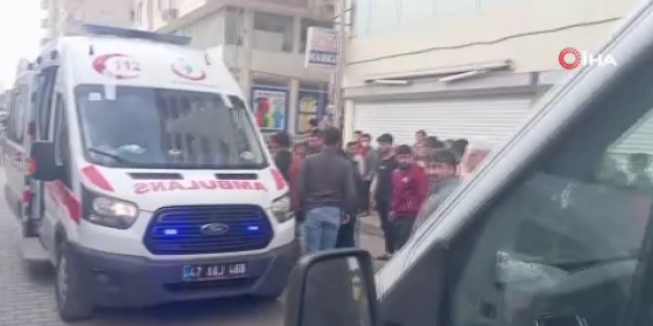 Penceredeki çocuğunu kurtarmaya çalışırken kucağındaki çocuğuyla 6'ncı kattan düştü