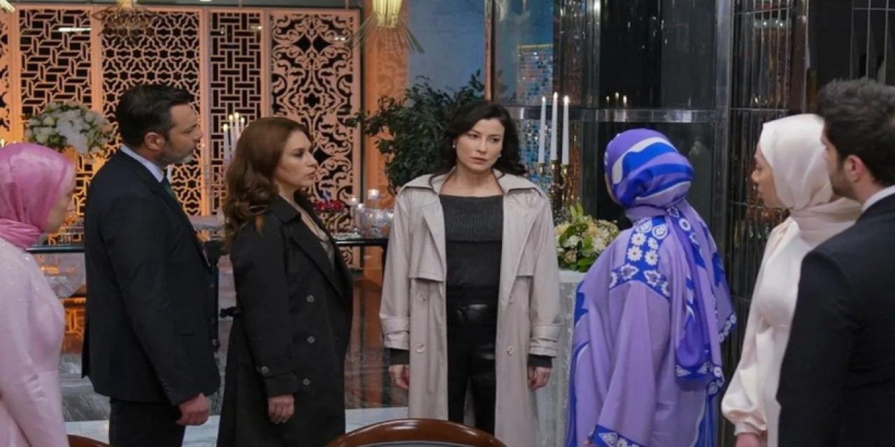 Kızılcık Şerbeti'nde beklenmeyen ayrılık! İki isimle daha yollar ayrıldı