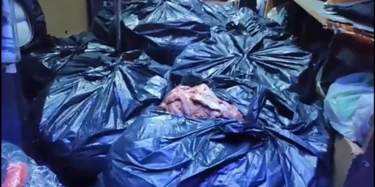 İFTARDA İNSANLARA AT VE EŞEK ETİ YEDİRECEKLERDİ, YAKALANDILAR!