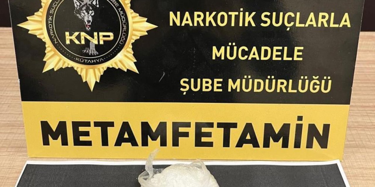 Otobüste yolcu eşyaları arasında uyuşturucu ele geçirildi