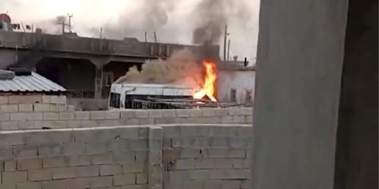 Kuzenler arasında çıkan kavgada  araçlar kundaklandı: 1 ölü, 1 ağır yaralı