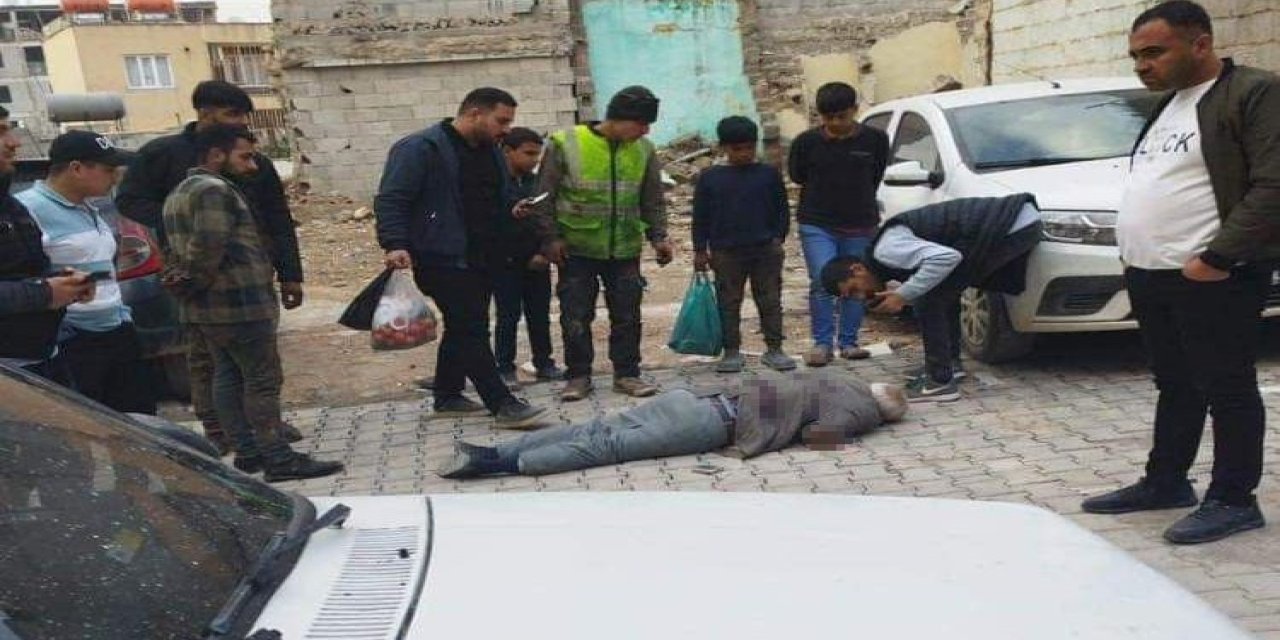 Araba hırsı için babasını sırtından bıçaklayarak öldürdü