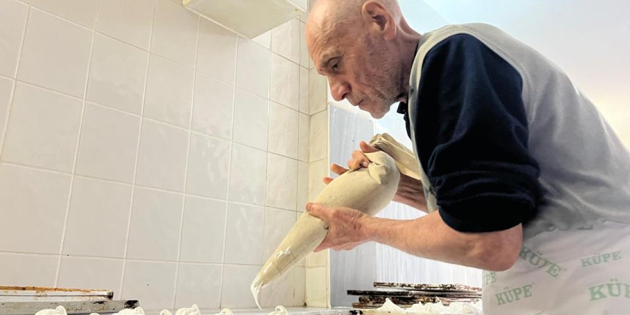 67 yıldır her ramazanda kaymaklı imal ediyor!