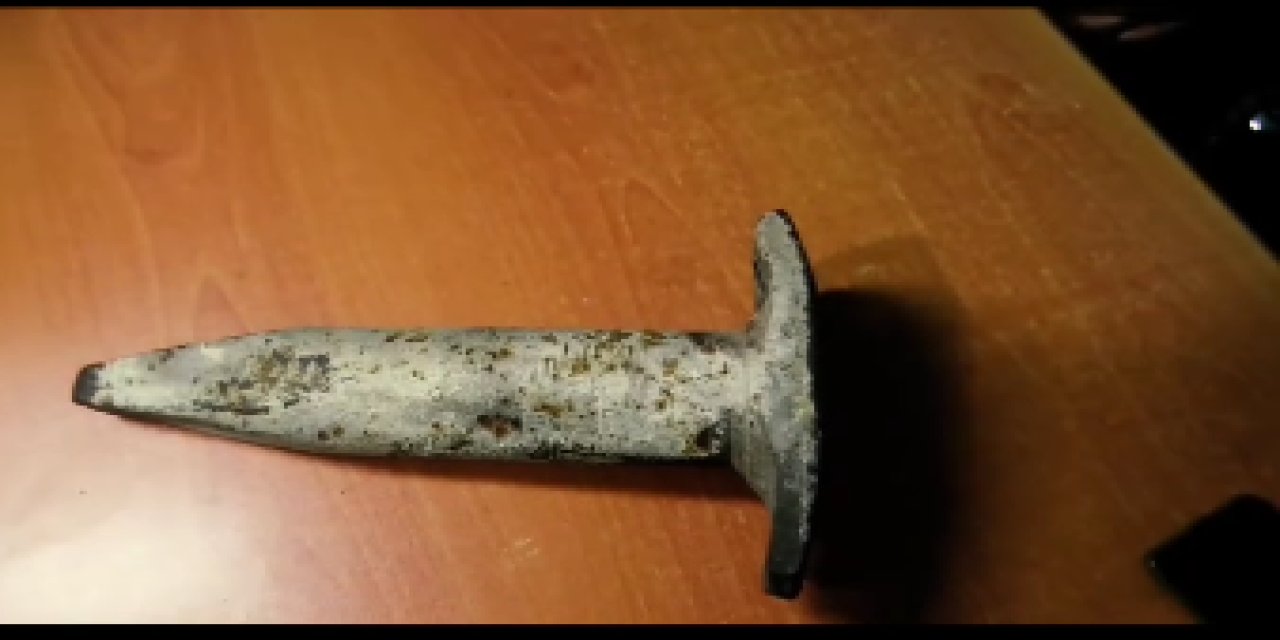 Şırnak'ta,Hz. Nuh'un Gemisine ait olduğu iddia edilen çivi bulundu