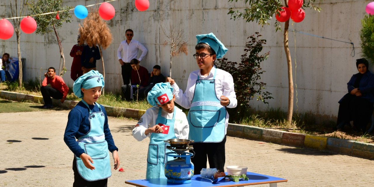 Cizre'de Otizm Farkındalık Günü Kutlandı
