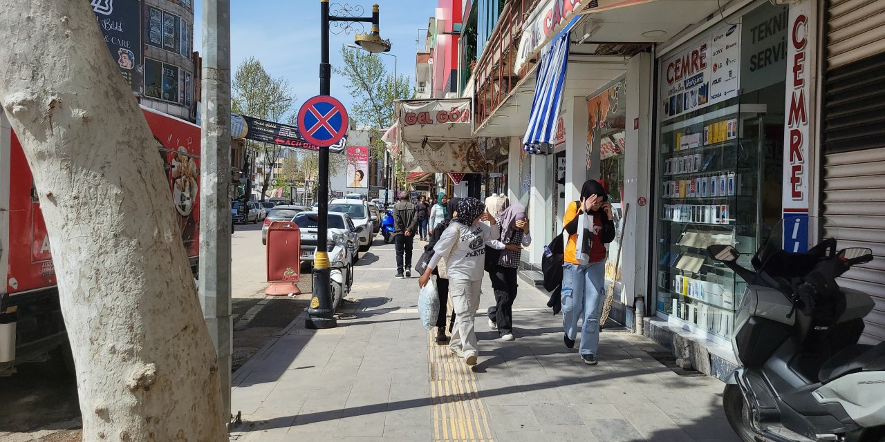 Malatya'daki deprem. Çevre iller bile sallandı