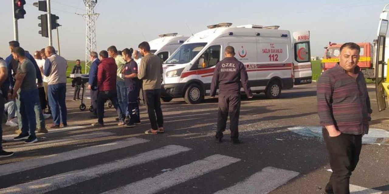 Mardin’de tır ile halk otobüsü çarpıştı: 12 yaralı