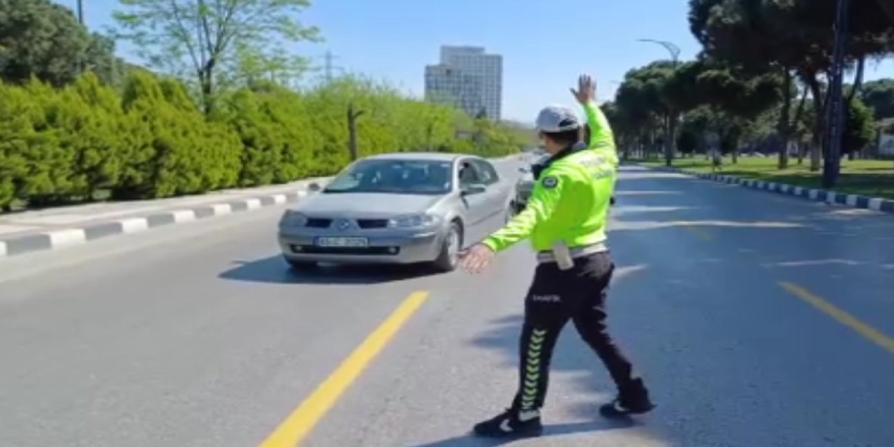 Bayram tatilinin ilk gününde meydana gelen trafik kazalarında 9 kişi hayatını kaybetti