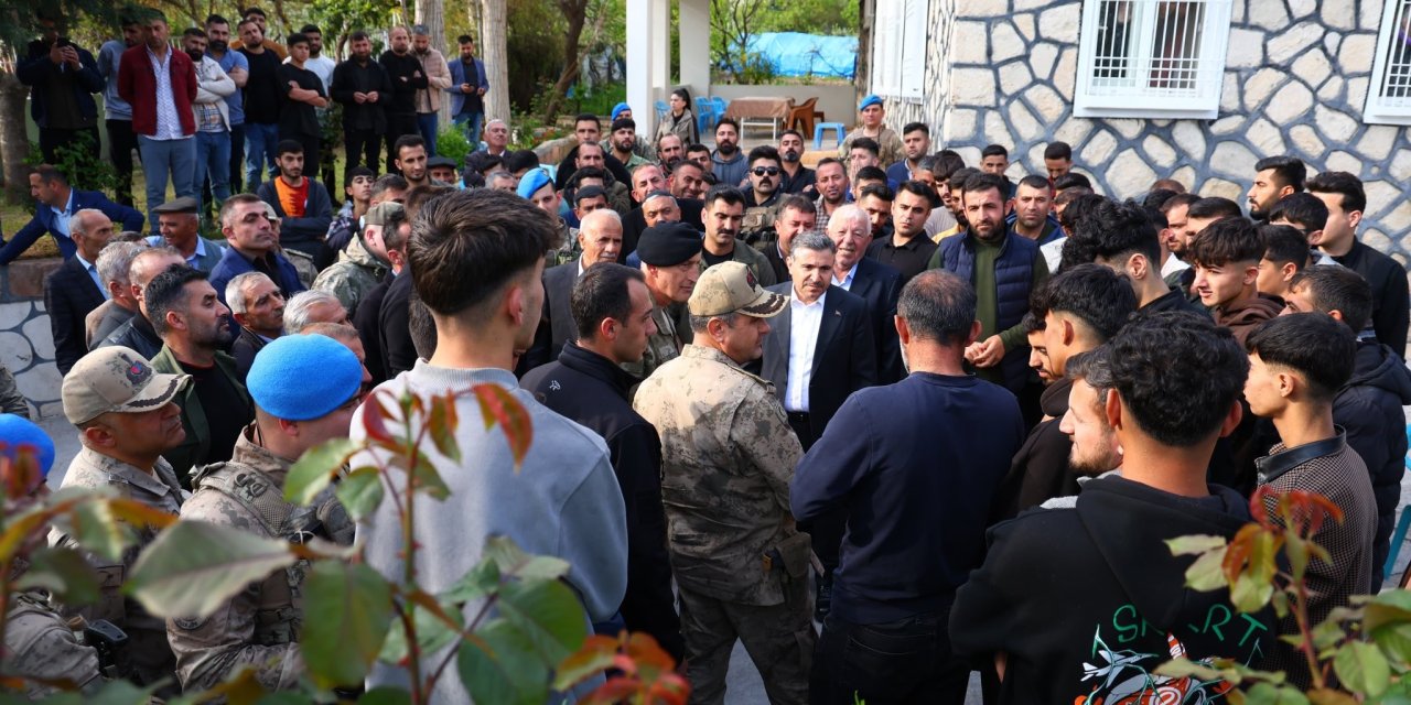 Vali Atay, Seçim Kavgasının Yaşandığı Beldeyi Ziyaret Etti