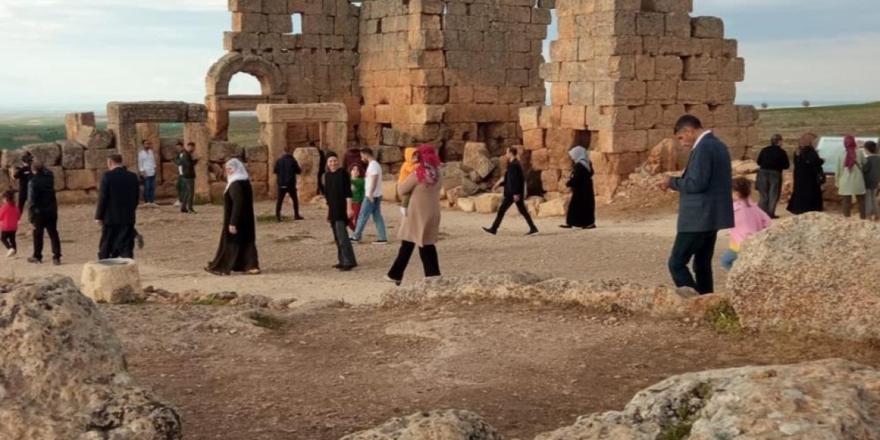Bayramda Diyarbakır  Zerzevan Kalesi 22 bin 447 ziyaretçi ağırladı