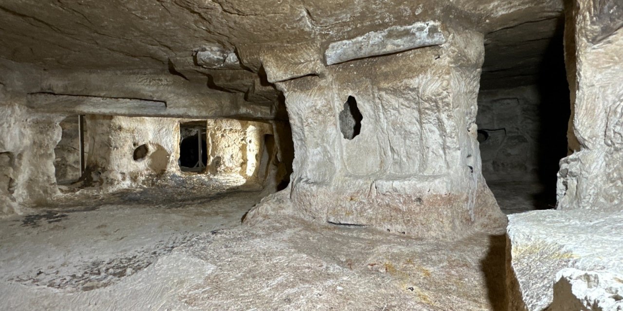 Midyat'ta ,Beş Bin Yıllık Geçmişiyle Yer Altı Şehri Gün Yüzüne Çıkarılıyor!