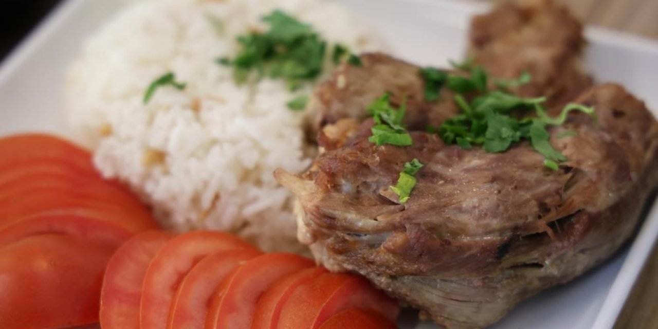 Kuzu değil, hindi boynu eti