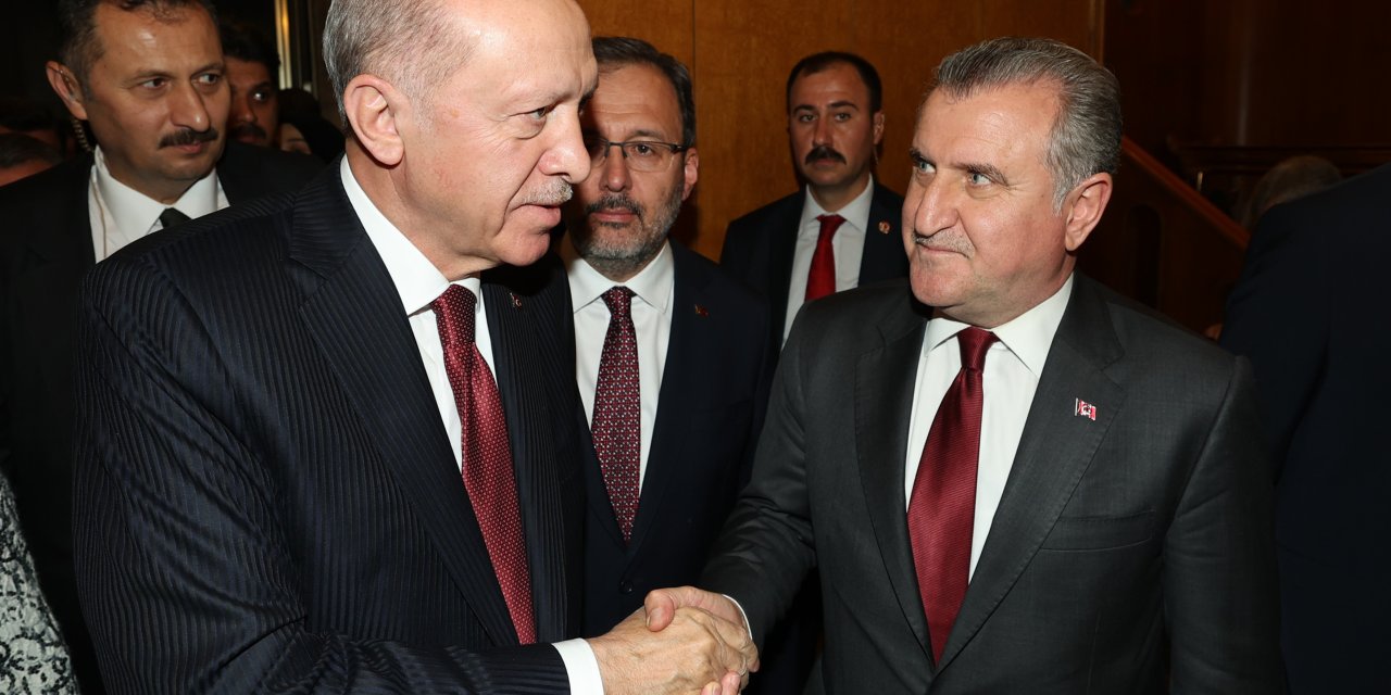 Cumhurbaşkanı Erdoğan, Özgür Özel ile görüşme için tarih verdi!