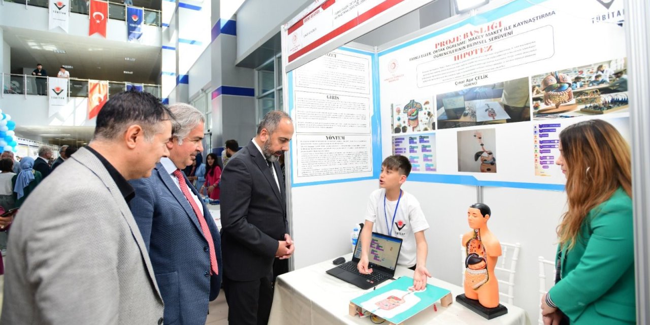 TÜBİTAK Bölge Sergisi: Şırnak ve 7 İlin 105 Projesi Ulusal Finale Seçildi