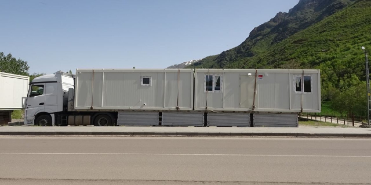 AFAD'dan Şırnak’a komşu il için olası deprem hazırlığı:  Büyük sevkiyat ve hazırlıklar başladı