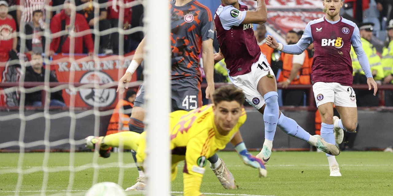 Aston Villa: 2 - Olympiakos: 4