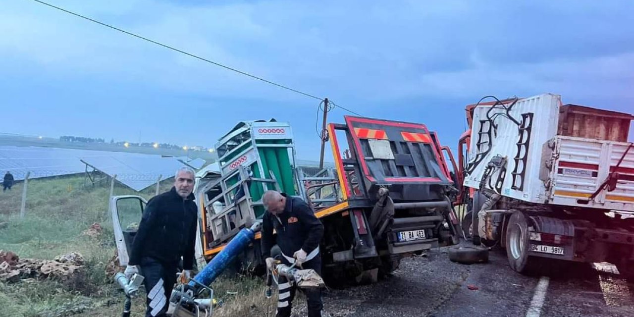 Şırnak’ta kamyonlar kafa kafaya çarpıştı: 2 yaralı