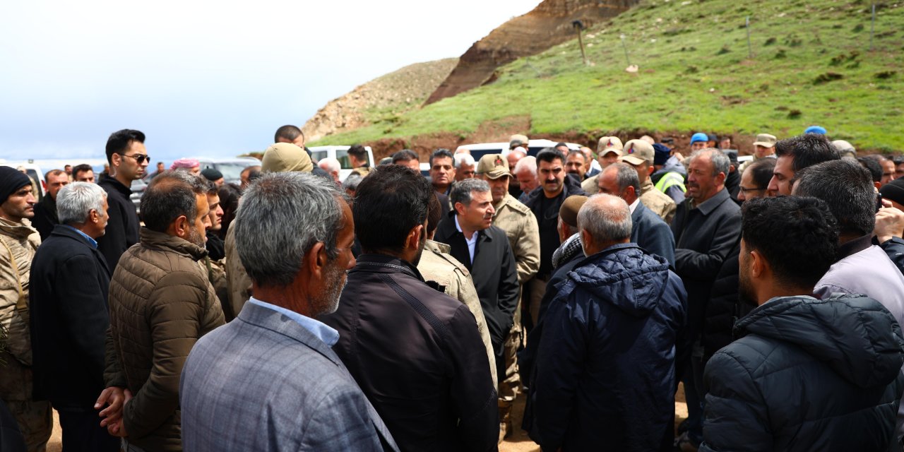 Şırnak Valisi Atay kayıp adamın arama çalışmalarına katıldı