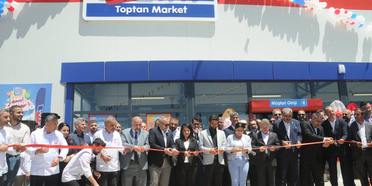 Bizim Toptan 183’üncü Mağazasını Medeniyet Şehri Cizre’de açtı