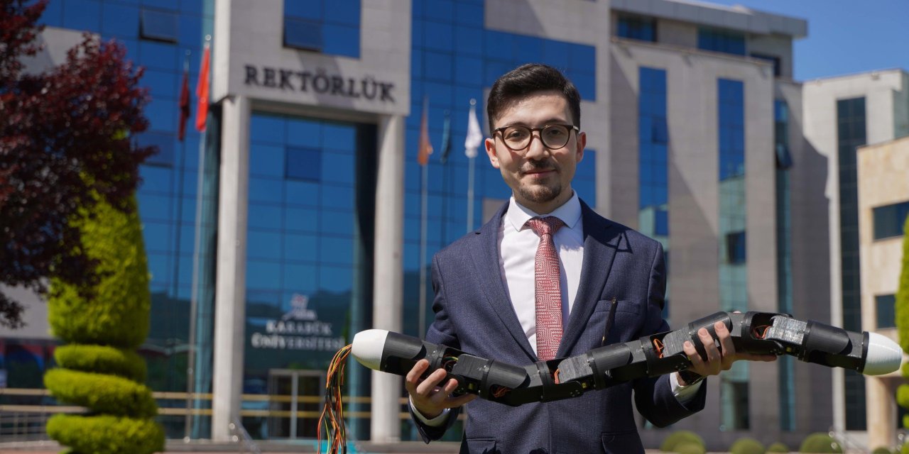 Yaptığı yılan robotla depremde mahsur kalanlar kurtarılabilecek